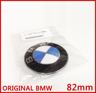 Originalni znak BMW - lehce poškrábaný 51148132375