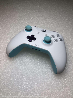Microsoft Xbox One S Wireless Controller - Custom White/Turquoise/Pu **POUŽITÝ**