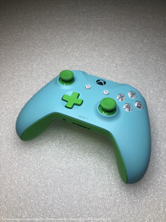 Microsoft Xbox One S Wireless Controller - Custom Turquoise/Green **POUŽITÝ**