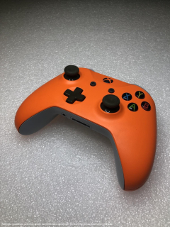 Microsoft Xbox One S Wireless Controller - Custom Orange/Black **POUŽITÝ**