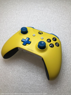 Microsoft Xbox One S Wireless Controller - Custom žlutá/modrá **POUŽITÝ**